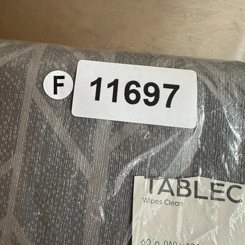 NEW Geometric Tablecloth Wipes Clean Resists Stain Grey Flannel‎ Back 60